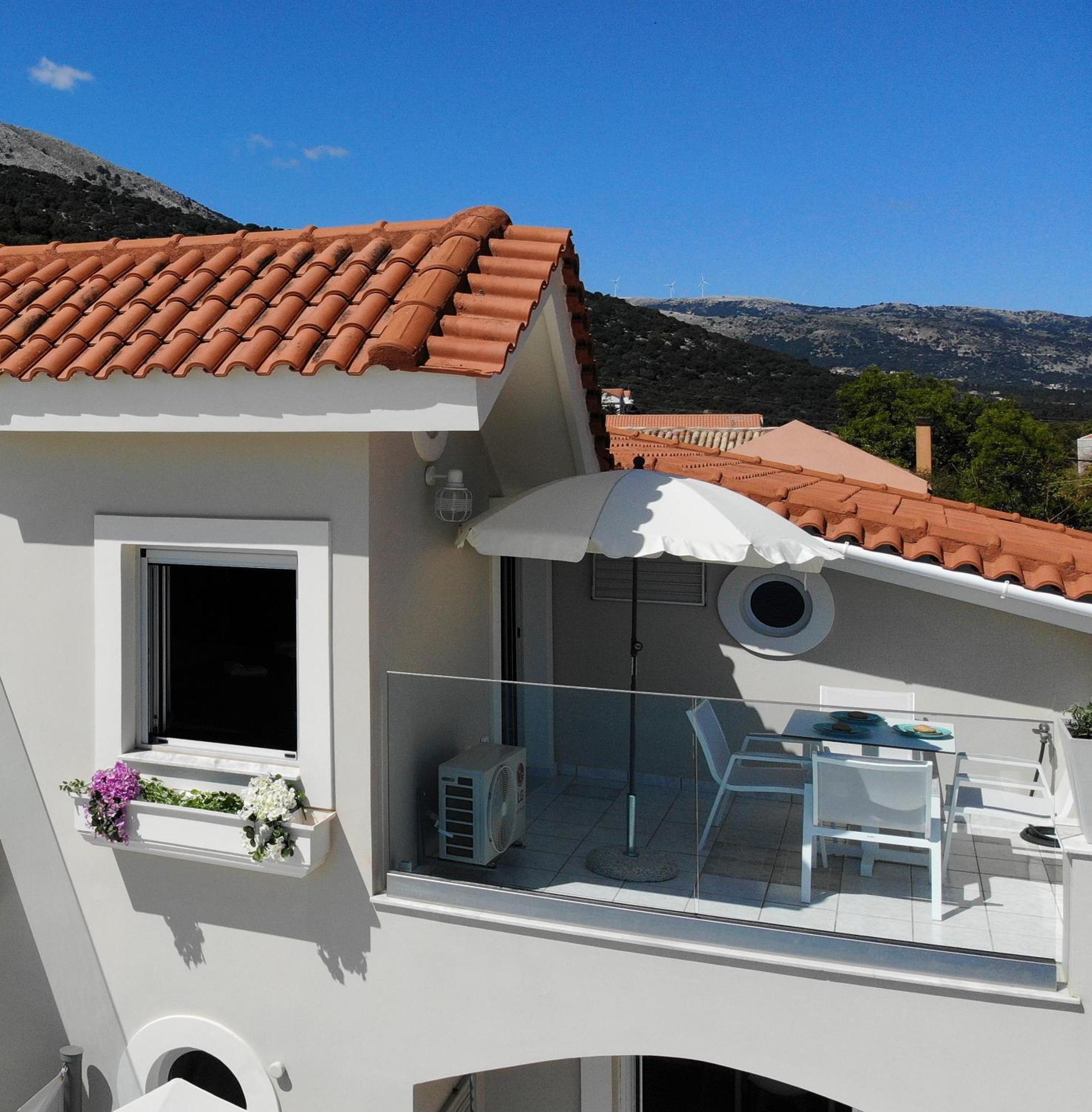 Sunrise Bay Apts Agia Efimia Номер фото